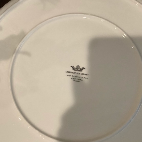 Christopher Stuart Strawberry Field Cake Plate 🍓 - Picture 7 of 7